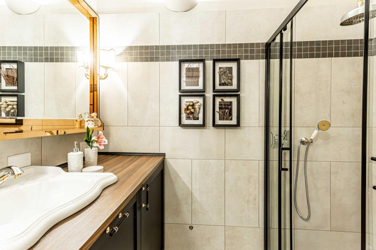 Casa Colonna Romantic Apartment Corso Di Porta Ticinese Milano Exteriör bild