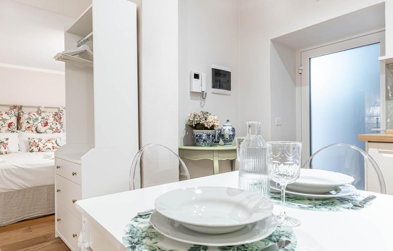 Casa Colonna Romantic Apartment Corso Di Porta Ticinese Milano Exteriör bild