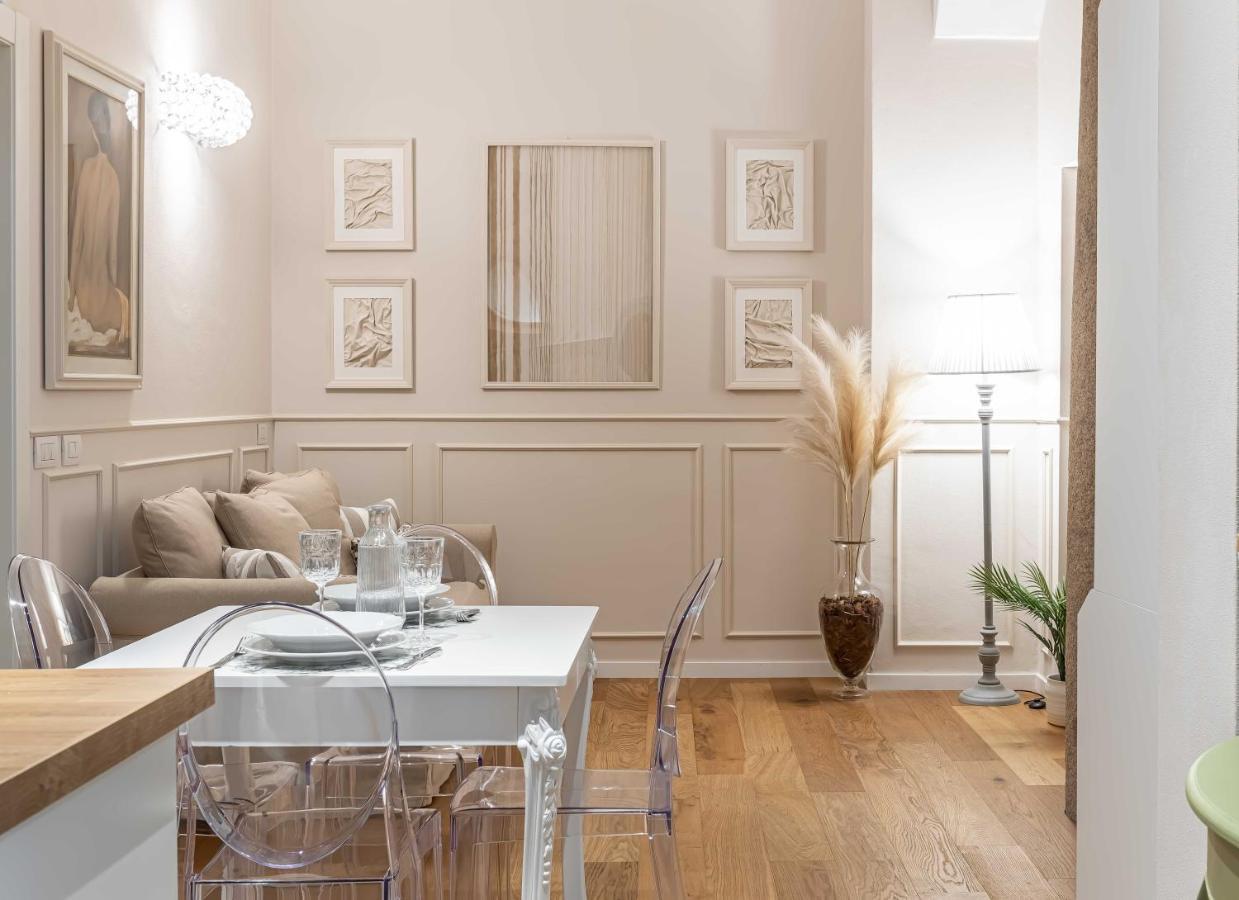Casa Colonna Romantic Apartment Corso Di Porta Ticinese Milano Exteriör bild